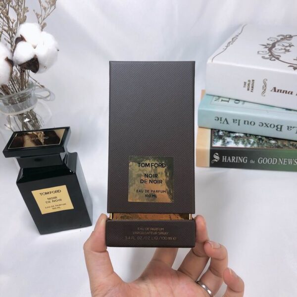 Tom Ford Noir de Noir Eau de Parfum – Unisex Fragrance – 100ml / 3.4 oz