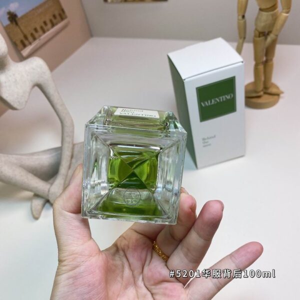 Valentino Anatomy Of Dreams - Behind The Seen parfum 100ml in . |