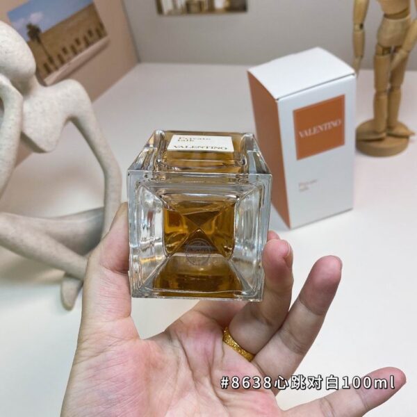 Anatomy of Dreams – Private Talk Parfum 100 ml / 3.4 oz