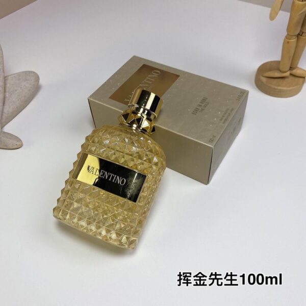 Valentino Uomo Born in Roma The Gold EDT