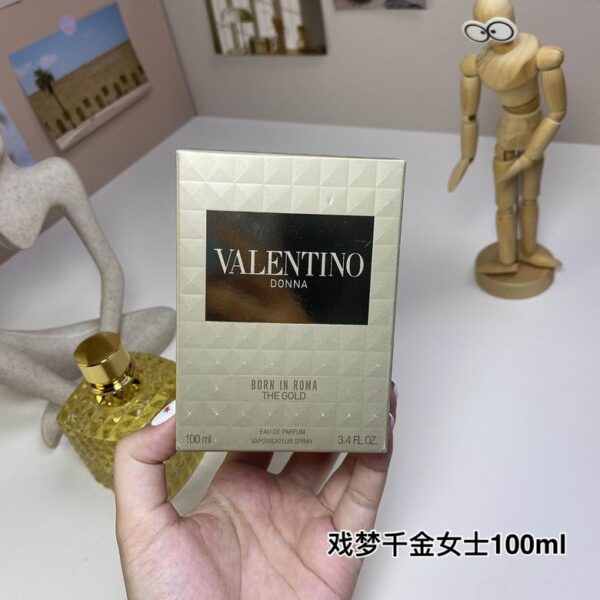 Valentino Uomo Born in Roma “The Gold” – Eau de Toilette (3.4 oz / 100 ml)