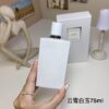 Add to Wishlist Van Cleef & Arpels Van Cleef & Arpels Collection Extraordinaire Santal Blanc Eau De Parfum 75ml