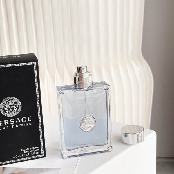 Versace Pour Homme – Eau de Toilette Spray for Men 100 ml / 3.4 oz
