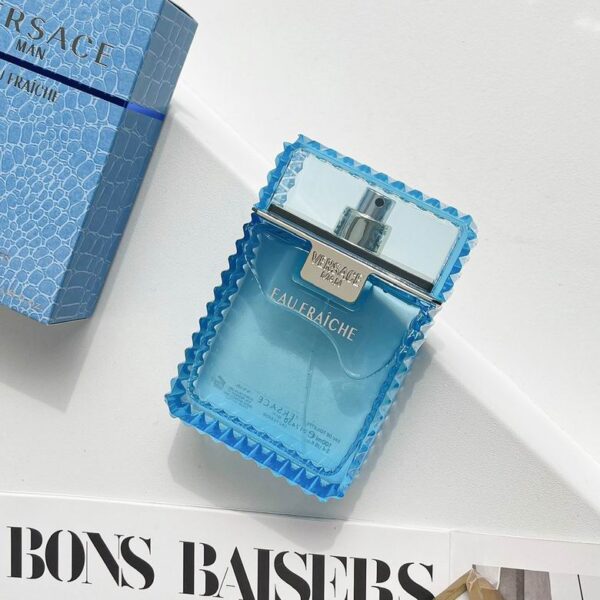 Versace Man Eau Fraîche – Eau de Toilette 100 ml / 3.4 oz