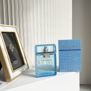 Versace Man Eau Fraîche – Eau de Toilette 100 ml / 3.4 oz
