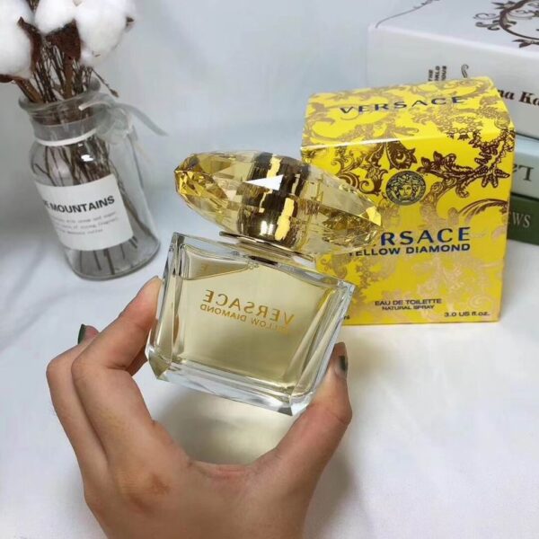 Versace Yellow Diamond – Eau de Toilette 90 ml