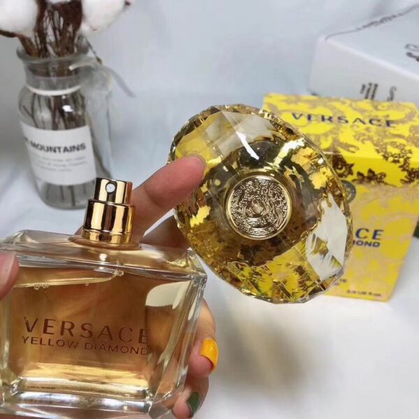 Versace Yellow Diamond – Eau de Toilette 90 ml