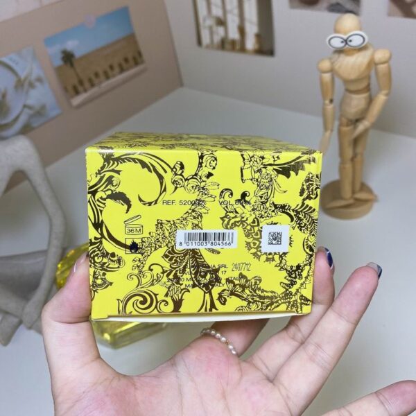 Versace Yellow Diamond Versace Edt Spray No Cap 90ml