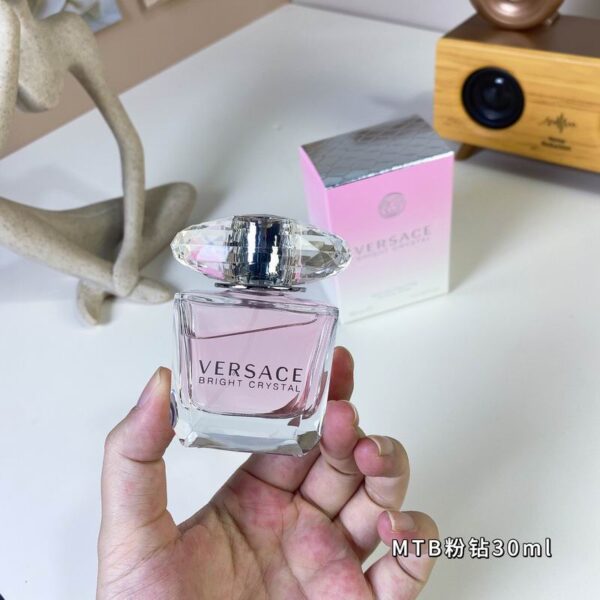 Versace Bright Crystal Eau de Toilette – 3.0 oz / 90ml (For Women)