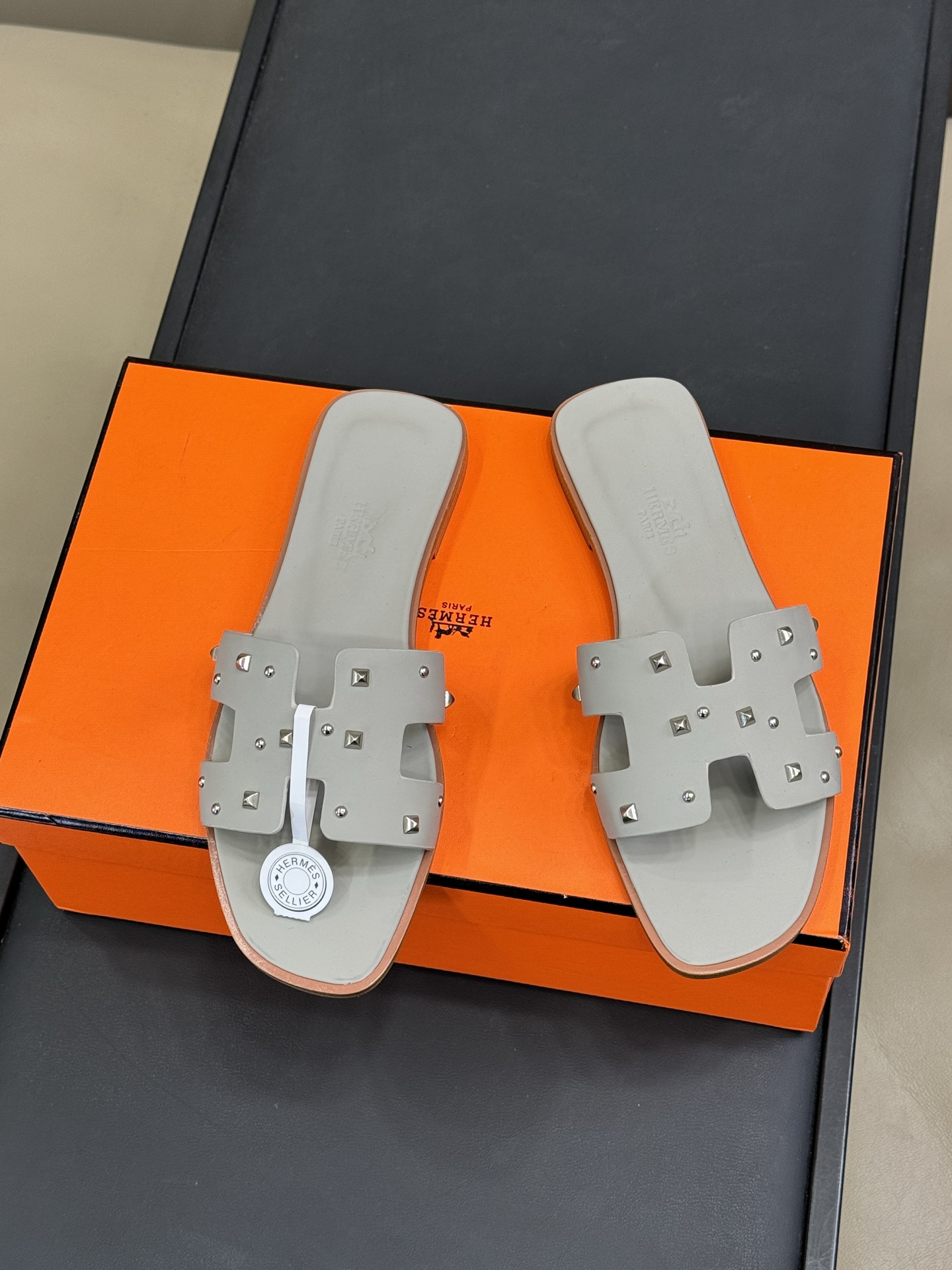 HERMES 00006