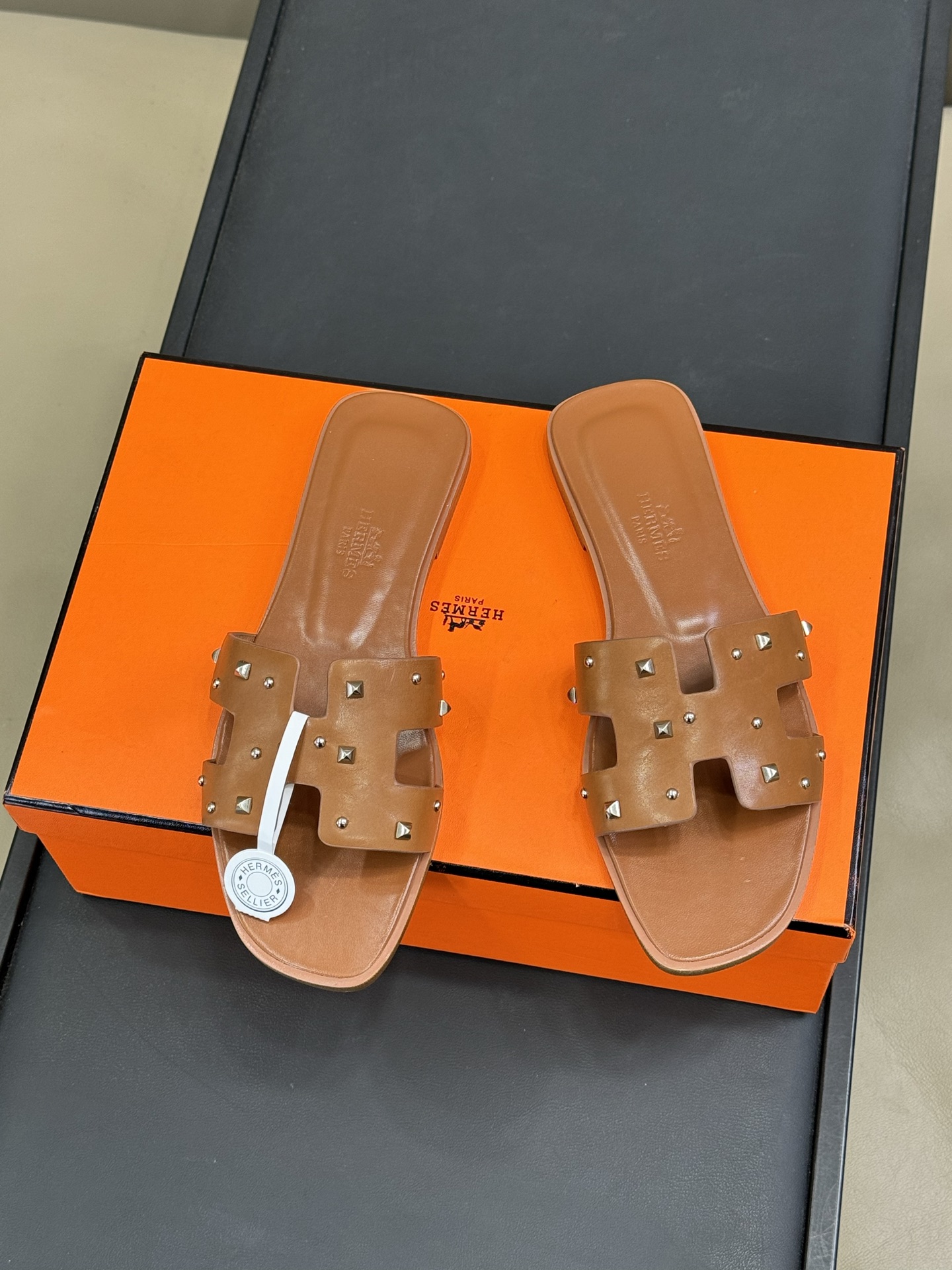 HERMES 00006