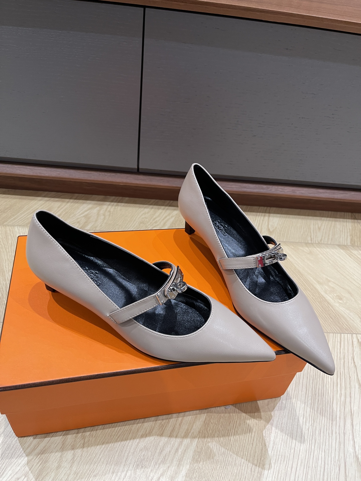 HERMES 00009 HERMES 00009