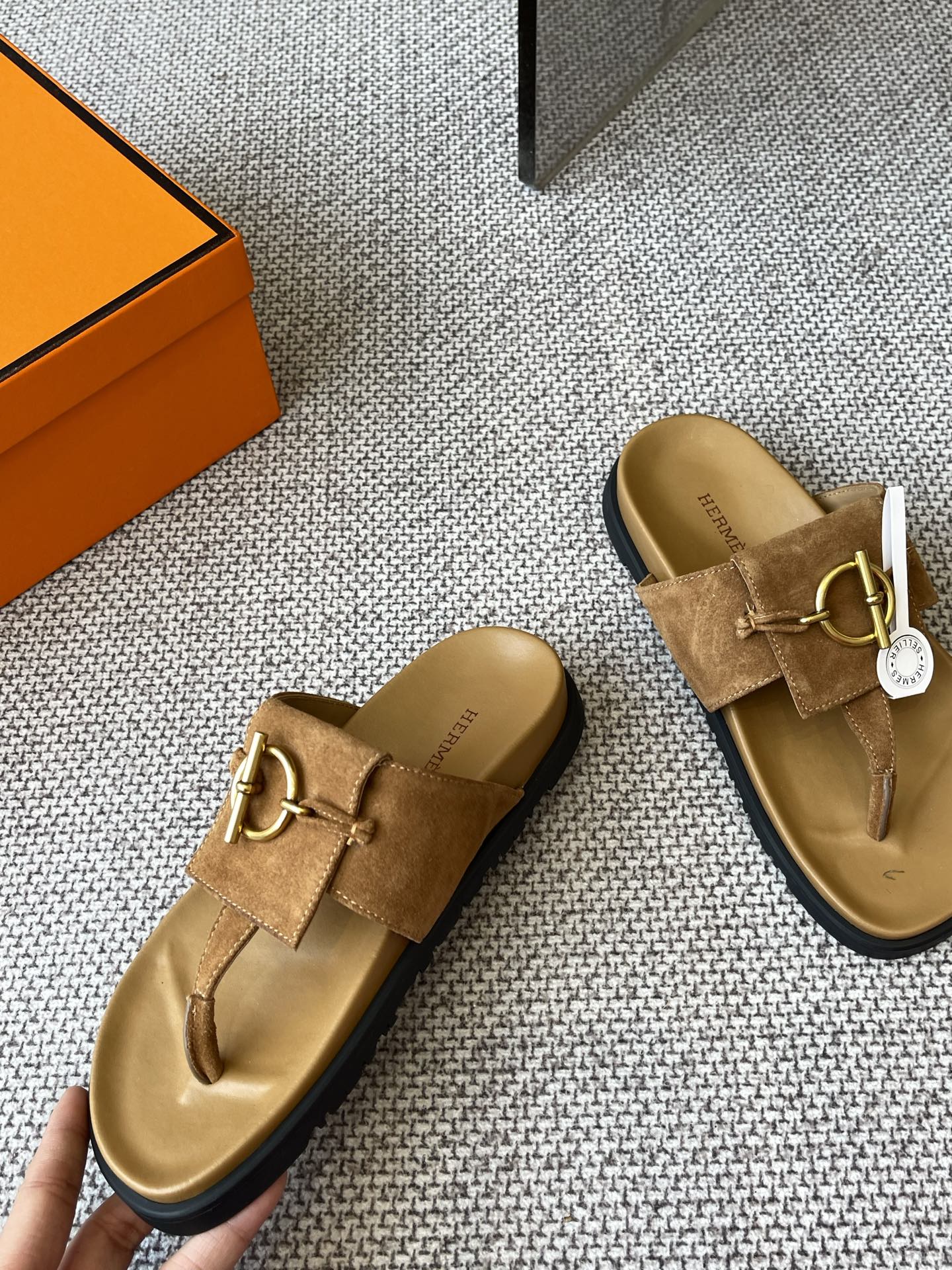 HERMES  00009