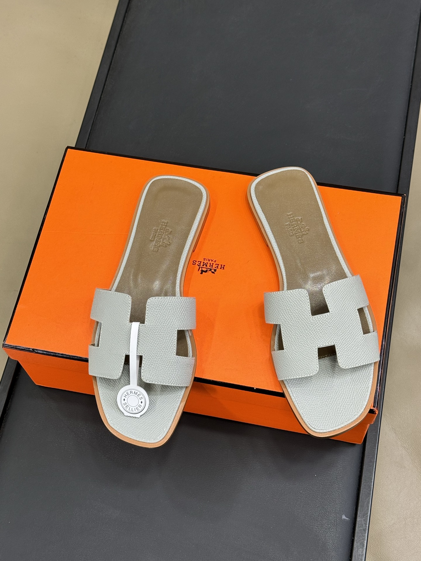 HERMES 00026