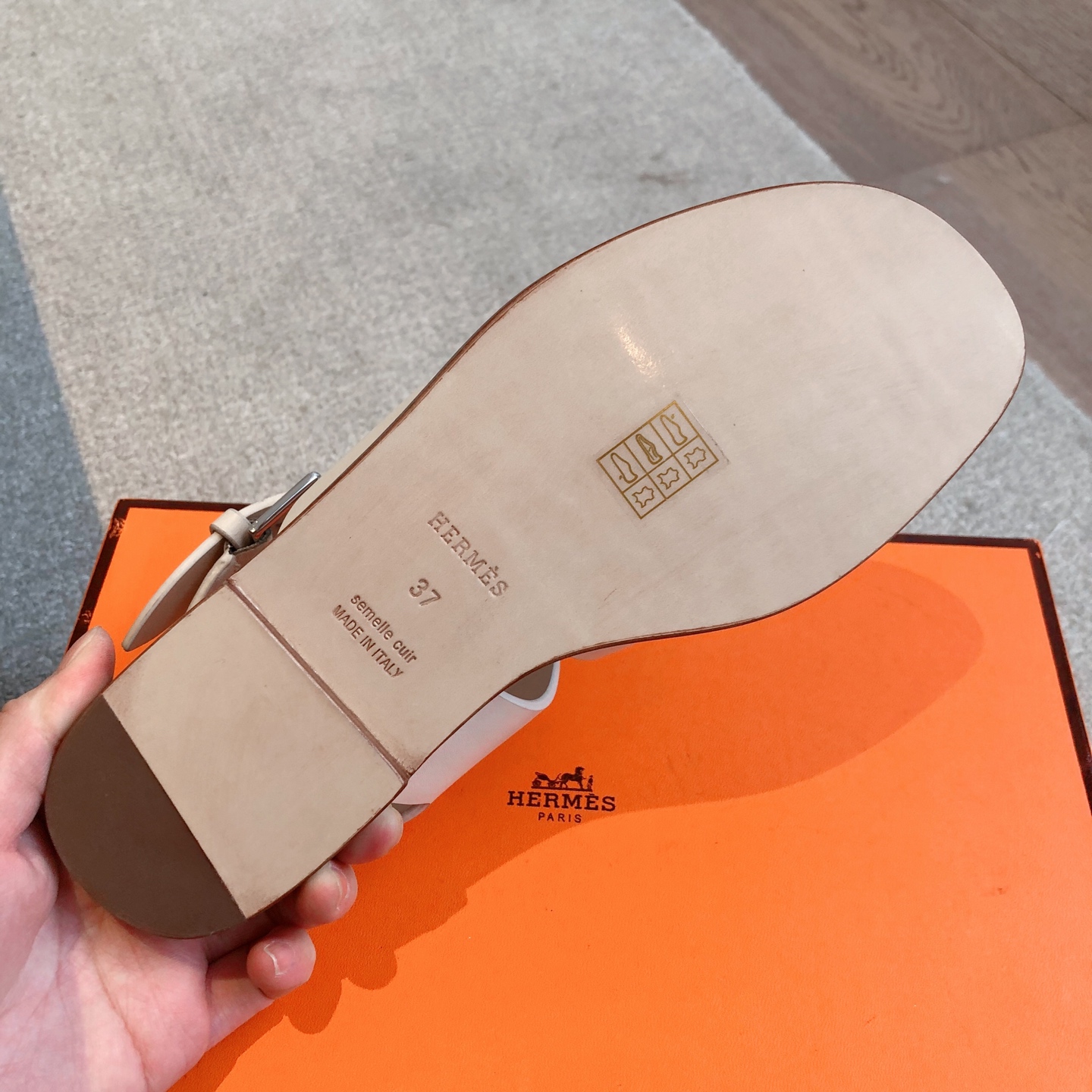 HERMES 00029 HERMES 00029