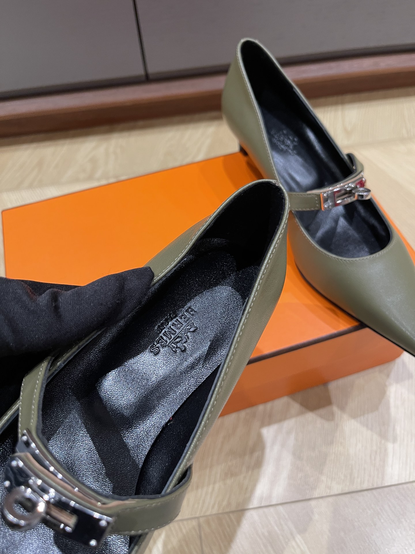 HERMES 00029 HERMES 00029