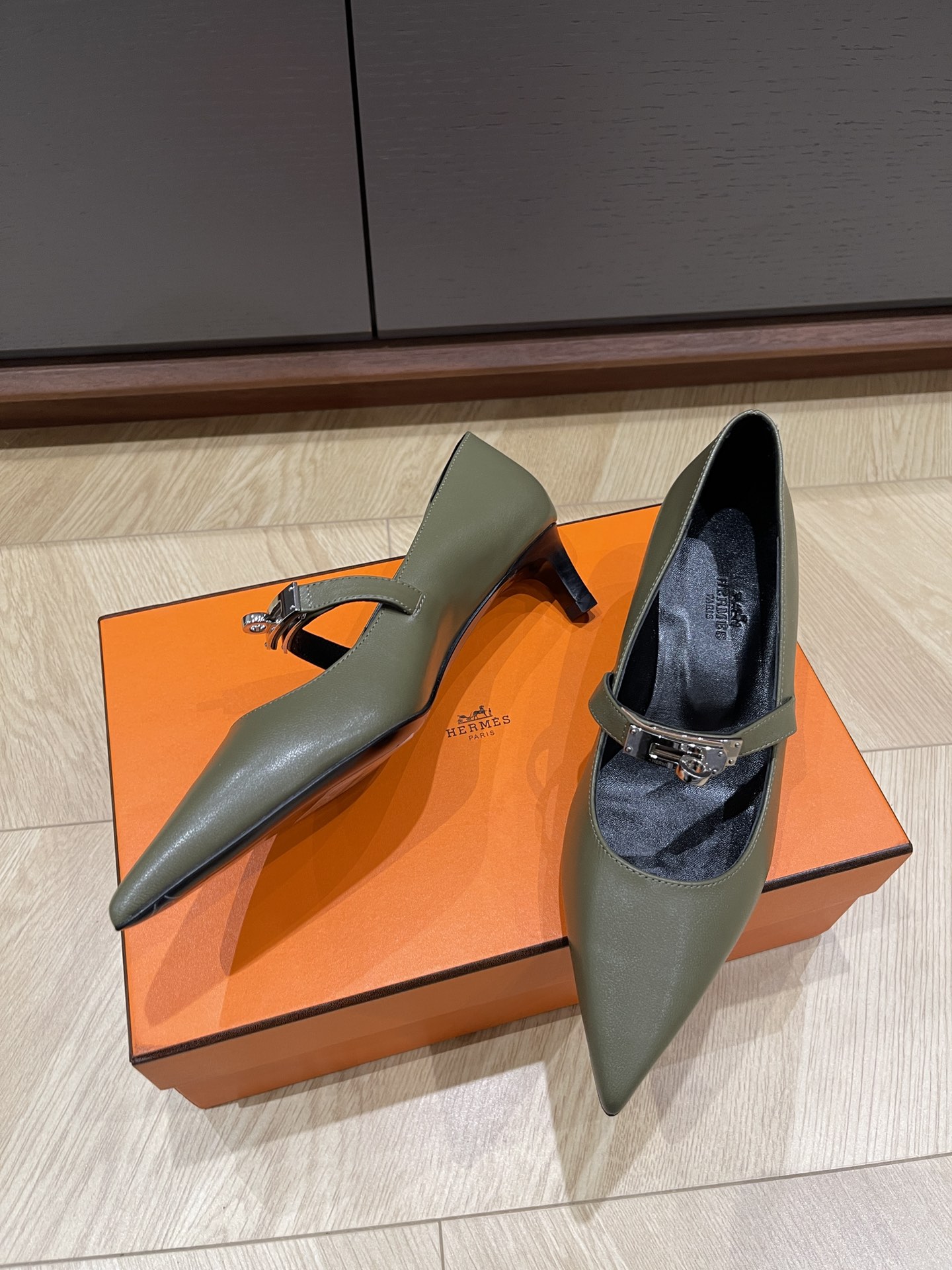 HERMES 00029 HERMES 00029