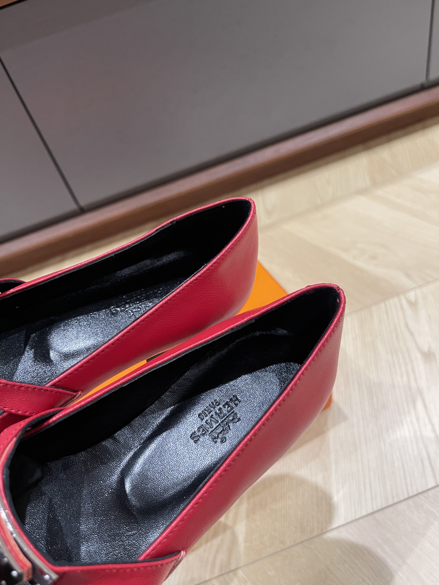 HERMES 00038