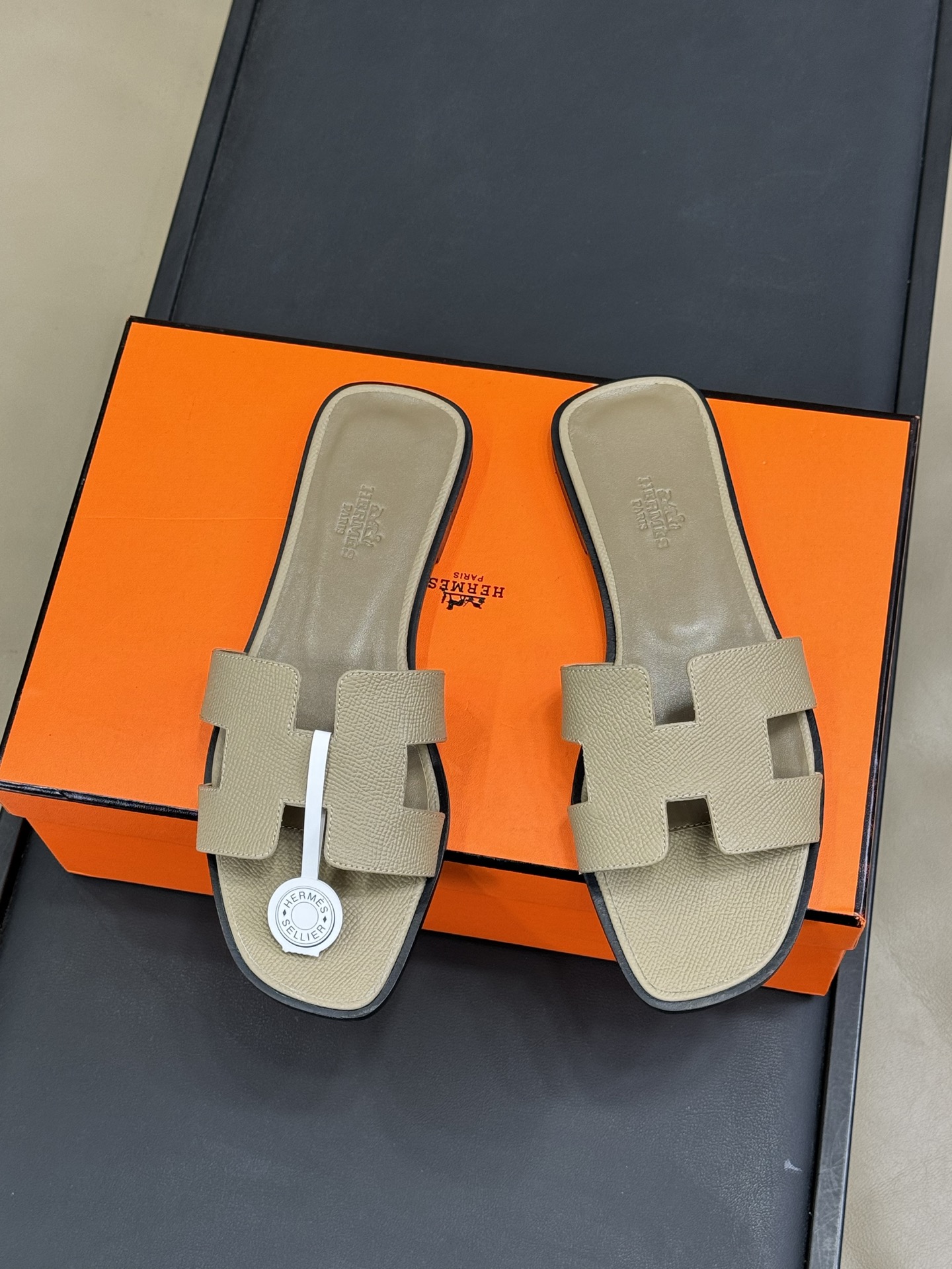 HERMES 00039 HERMES 00039