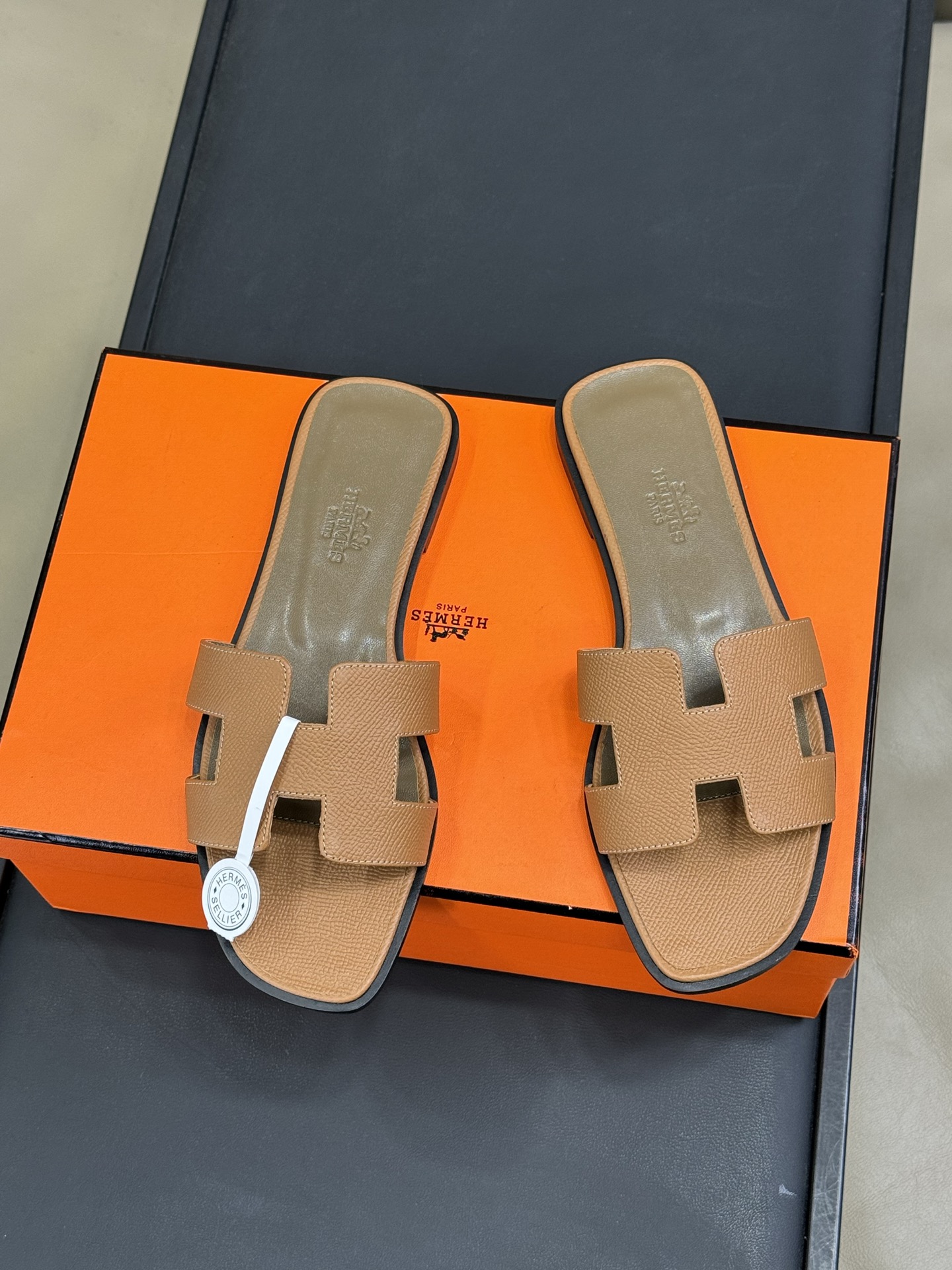 HERMES 00049 HERMES 00049