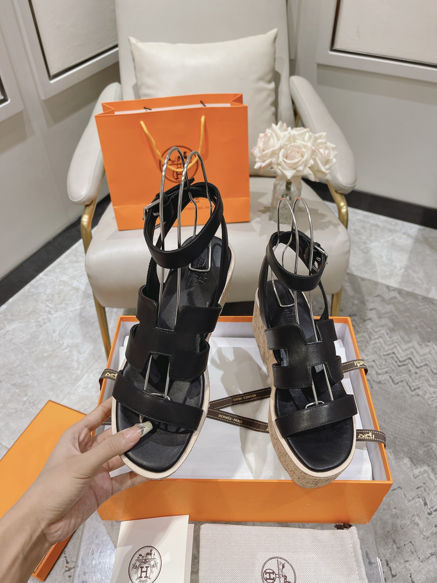 HERMES  00049