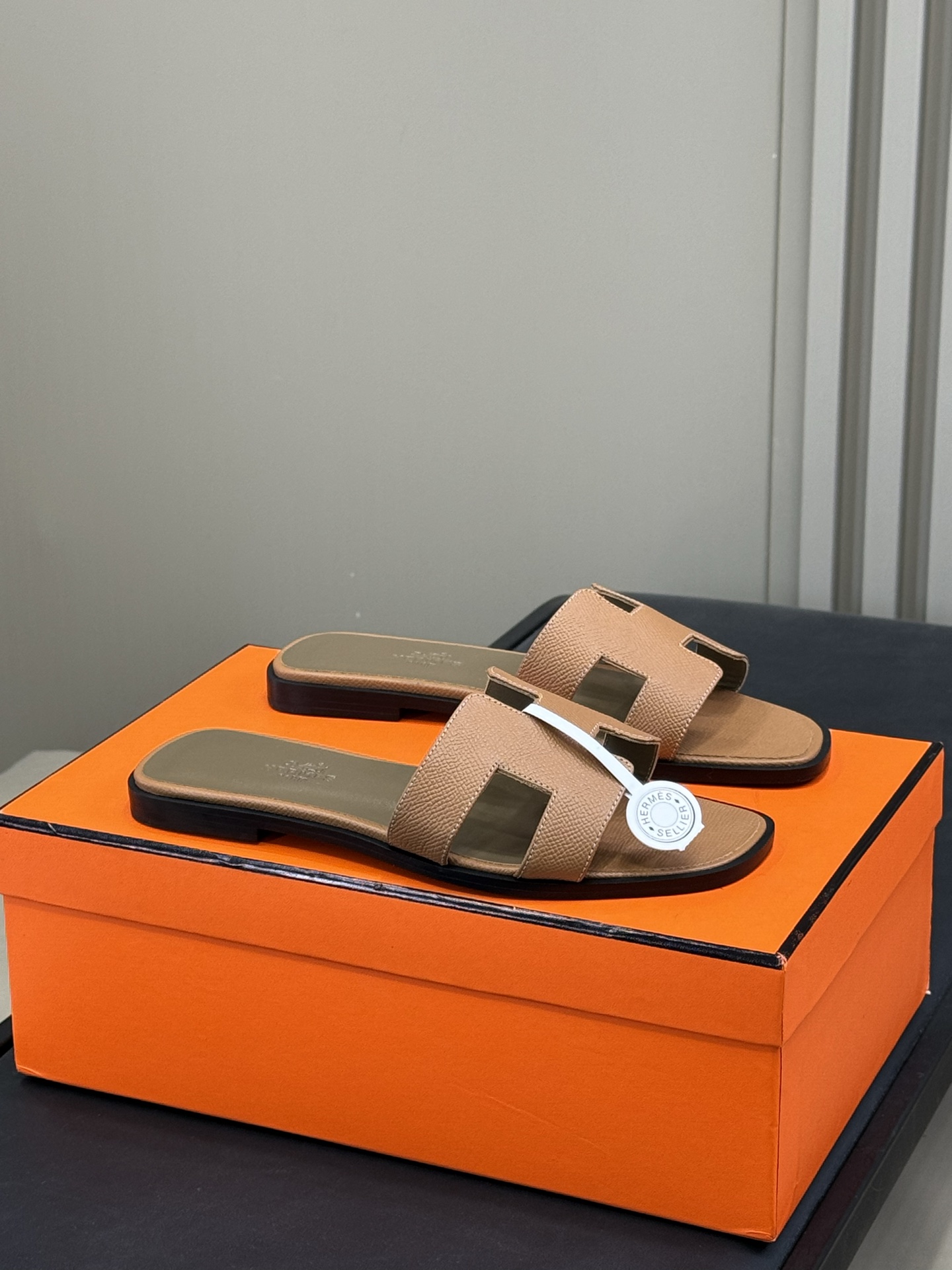 HERMES 00049 HERMES 00049