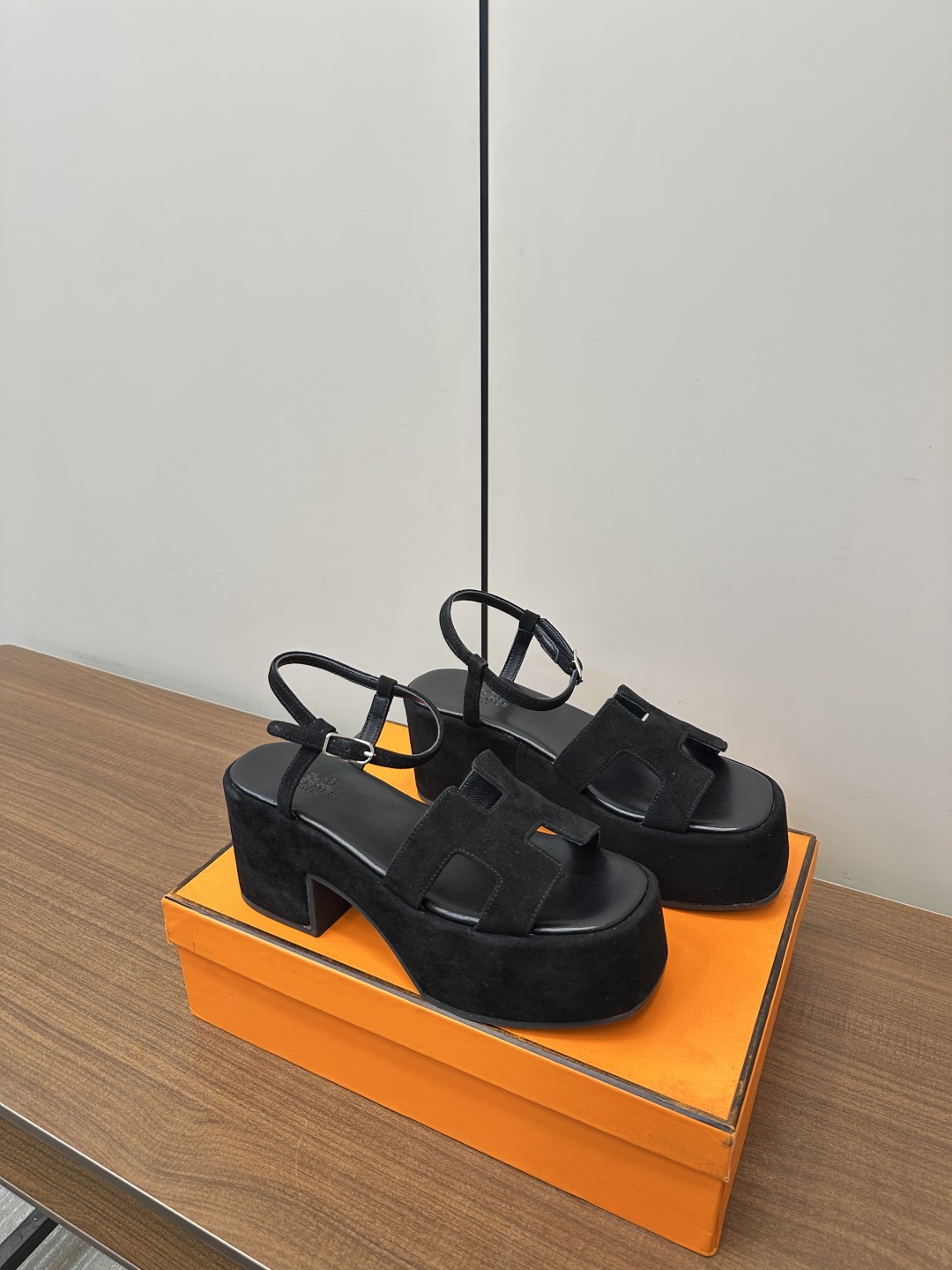 HERMES  00049