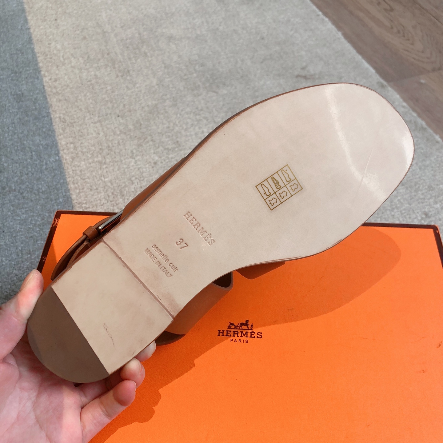 HERMES 00049 HERMES 00049