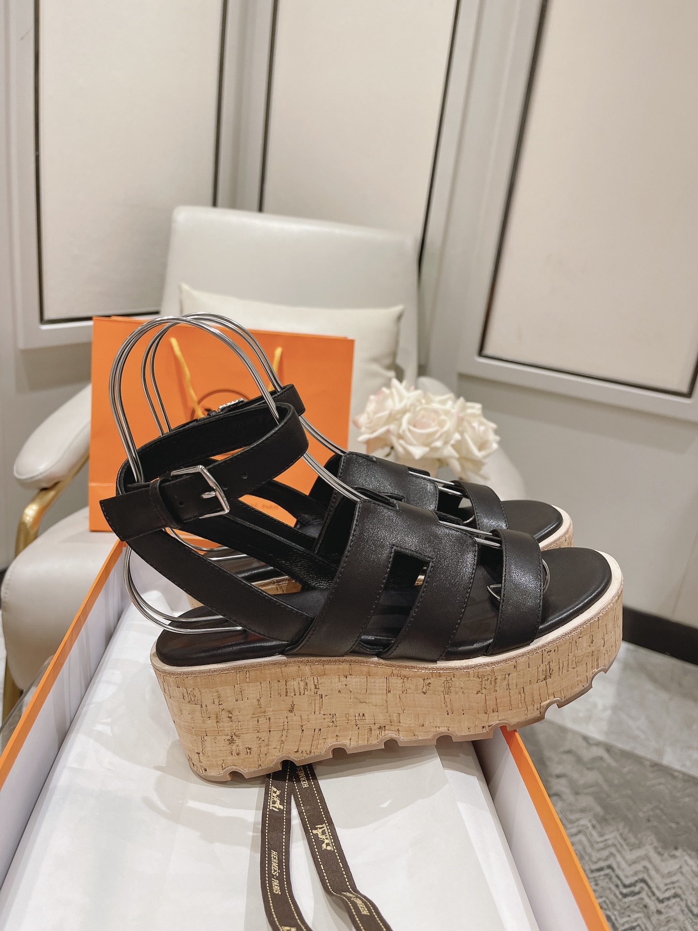 HERMES  00049