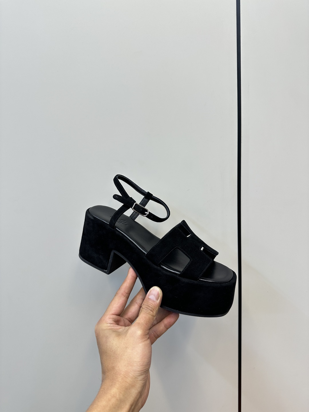 HERMES  00049