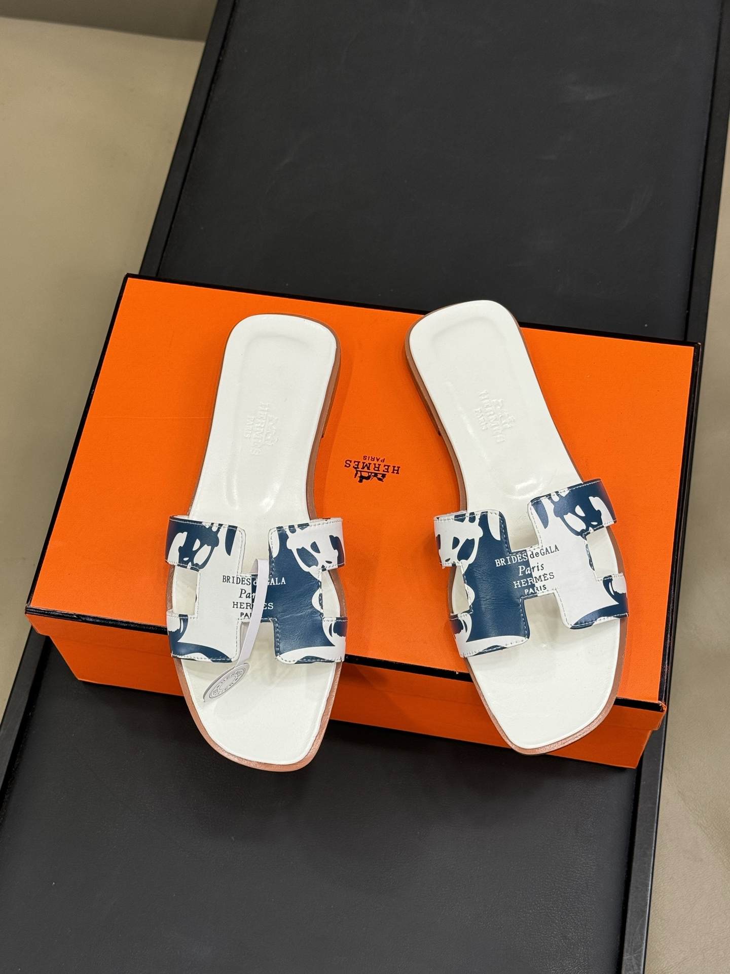 HERMES 00059 HERMES 00059