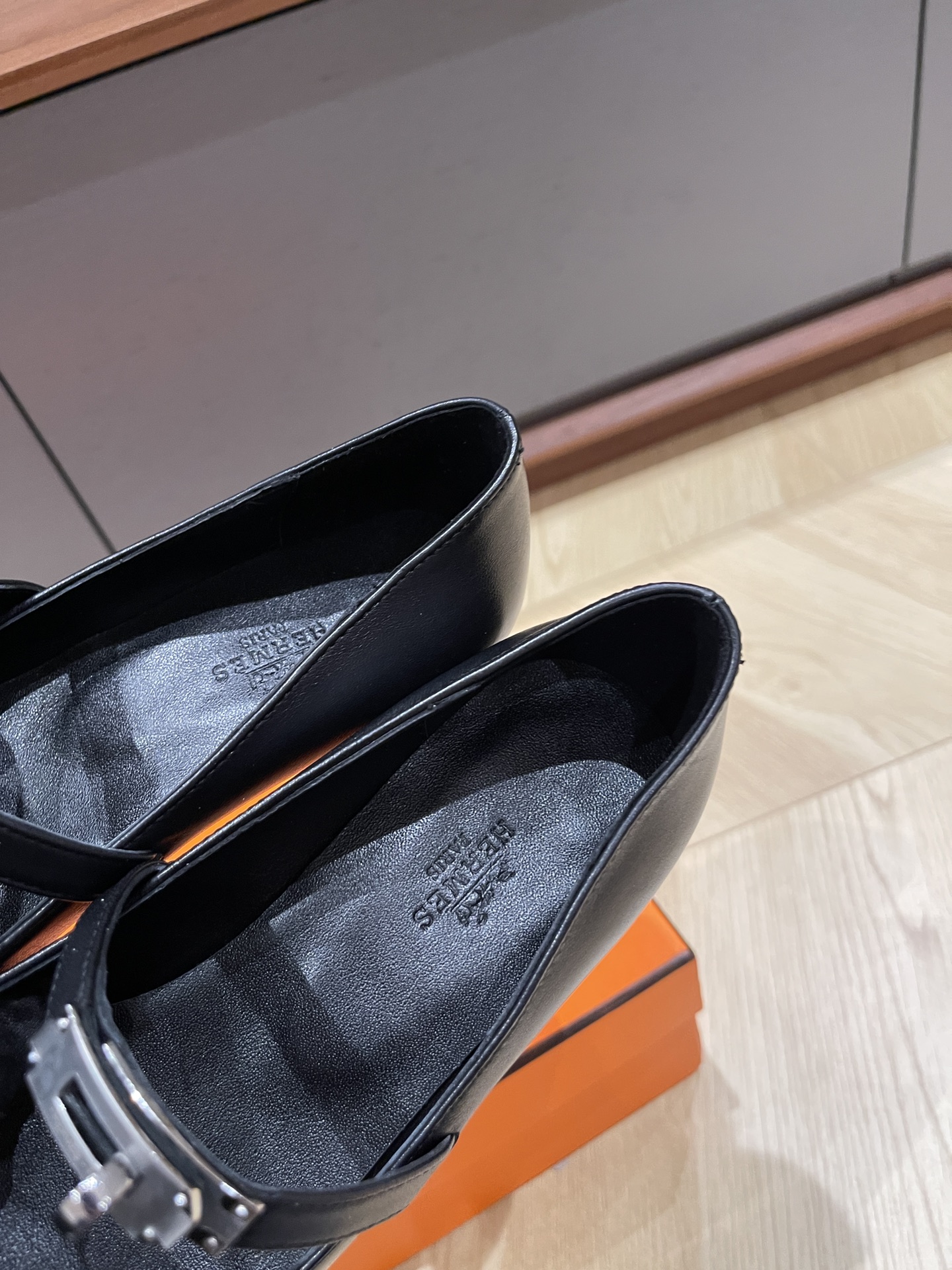 HERMES 00088