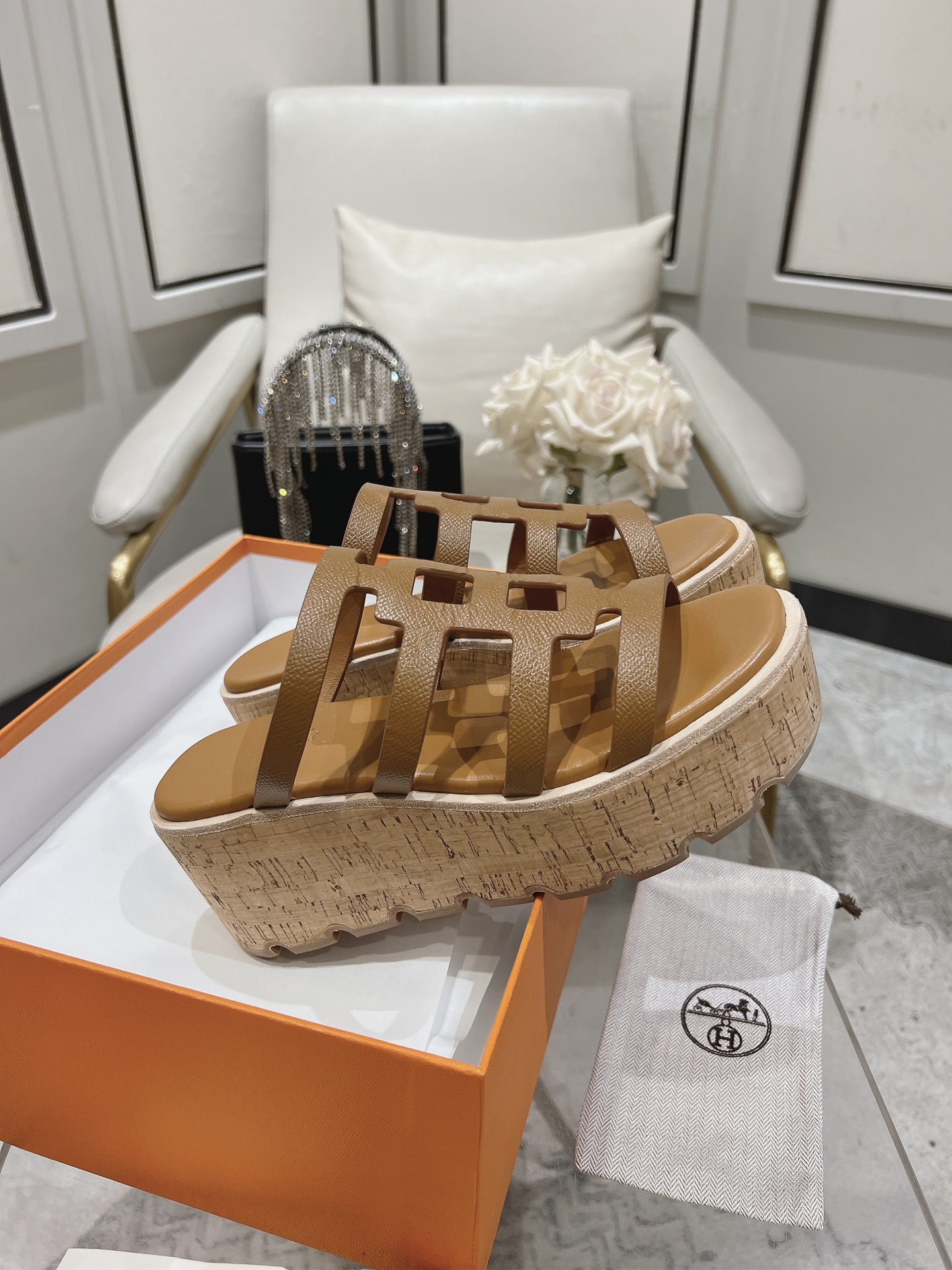 HERMES Isabella 30 Leather cork Plat form Sandals Mule Shoes brown beige