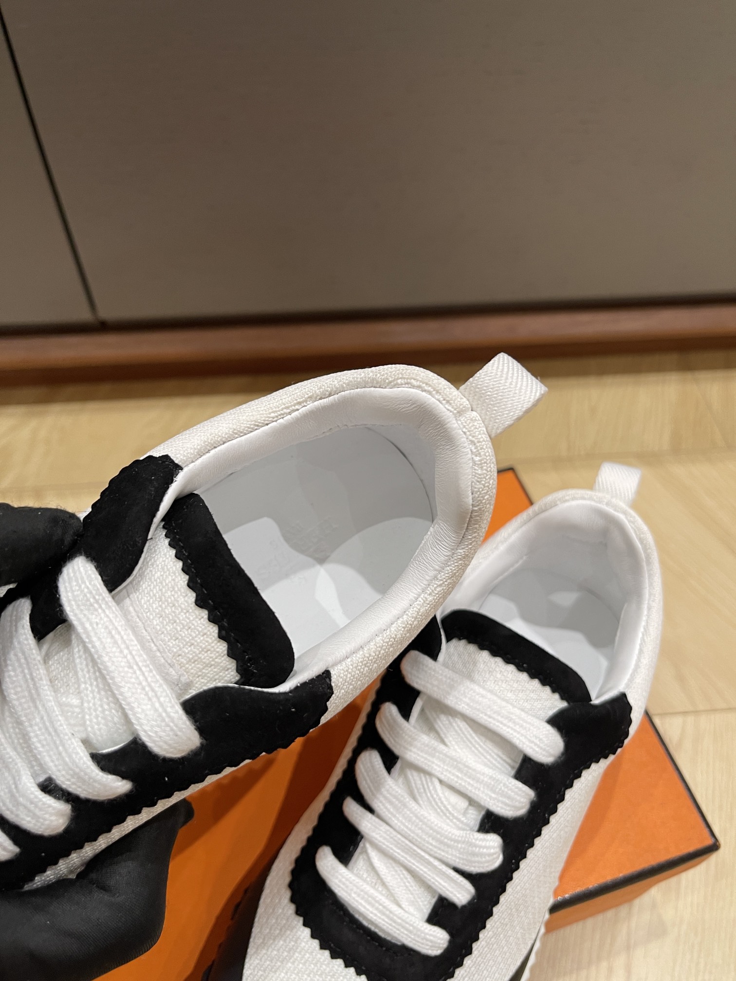 HERMES 00099 HERMES 00099