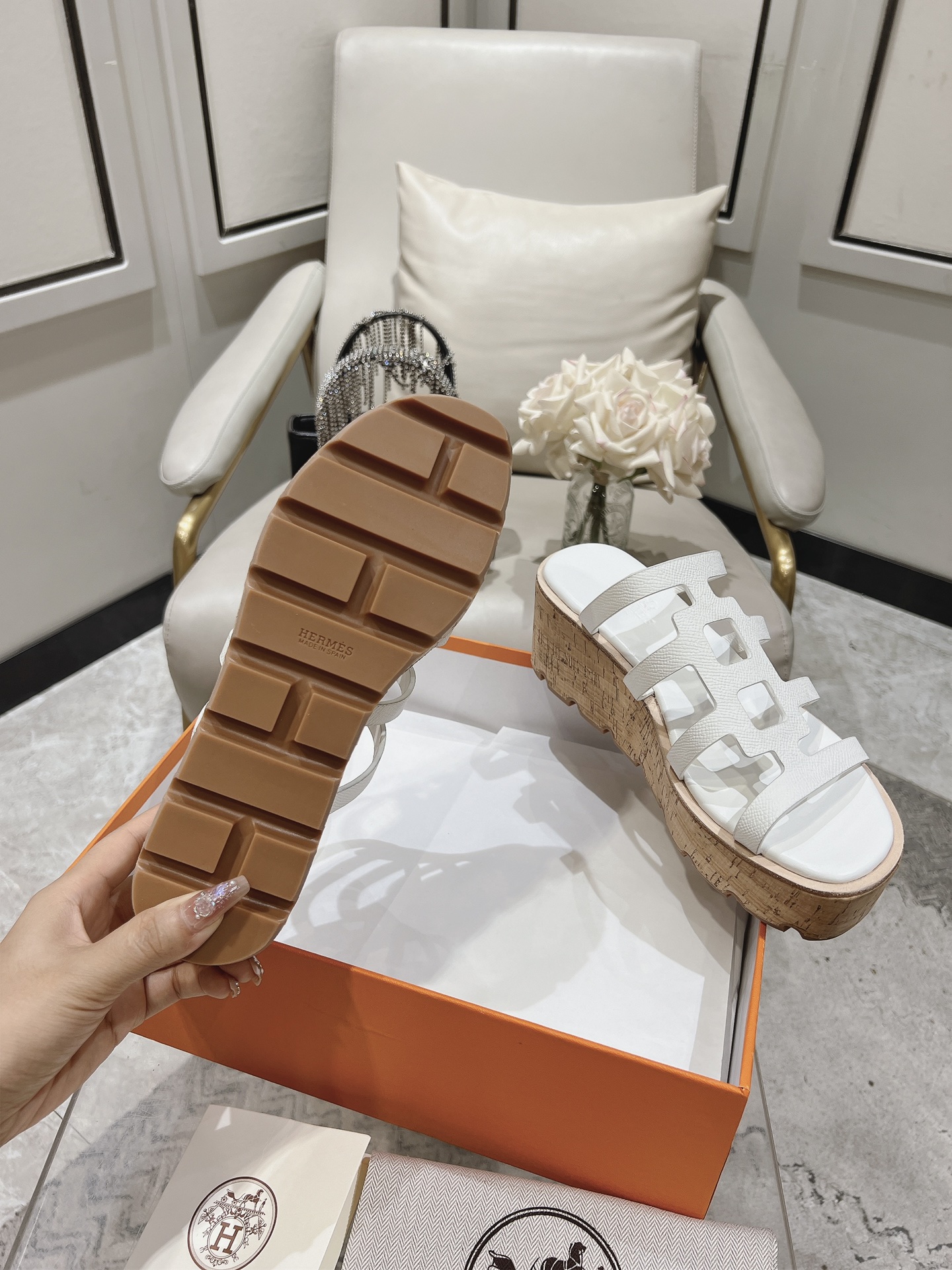 HERMES Isabella 30 Leather cork Plat form Sandals Mule Shoes H241120Z White beige