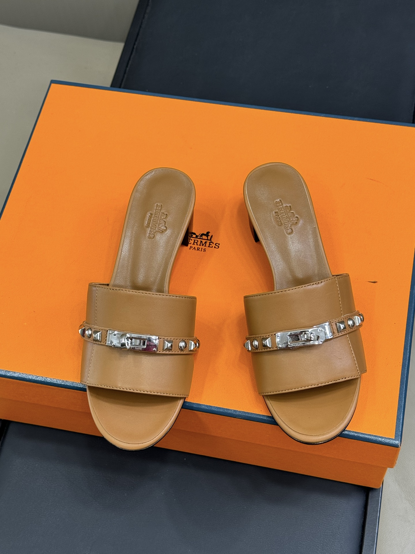 Gigi 50 sandal | Hermès USA