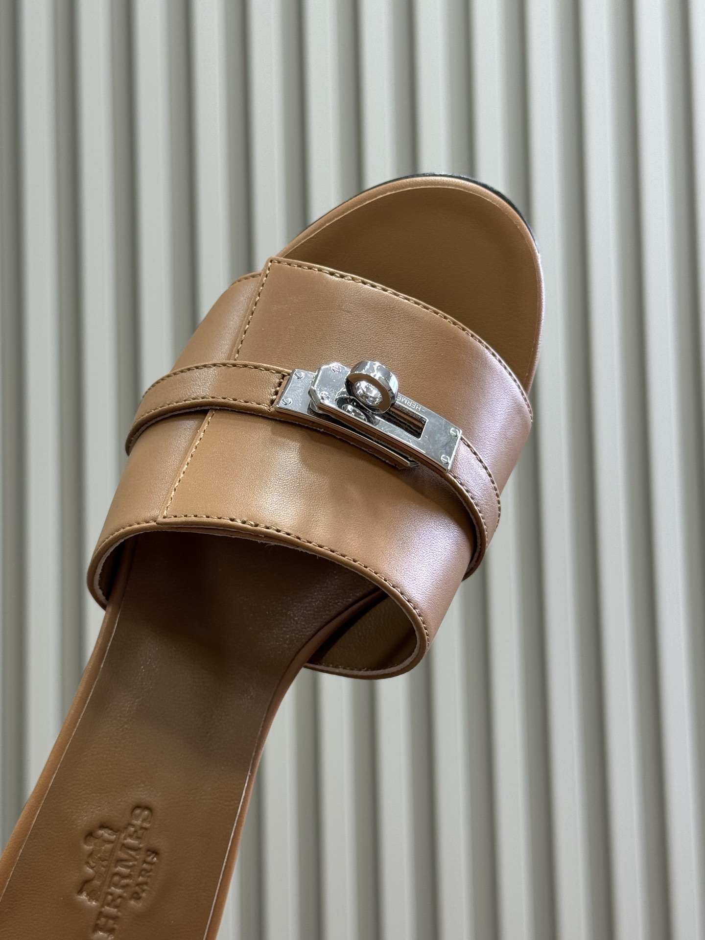 Gigi 50 sandal | Hermès USA