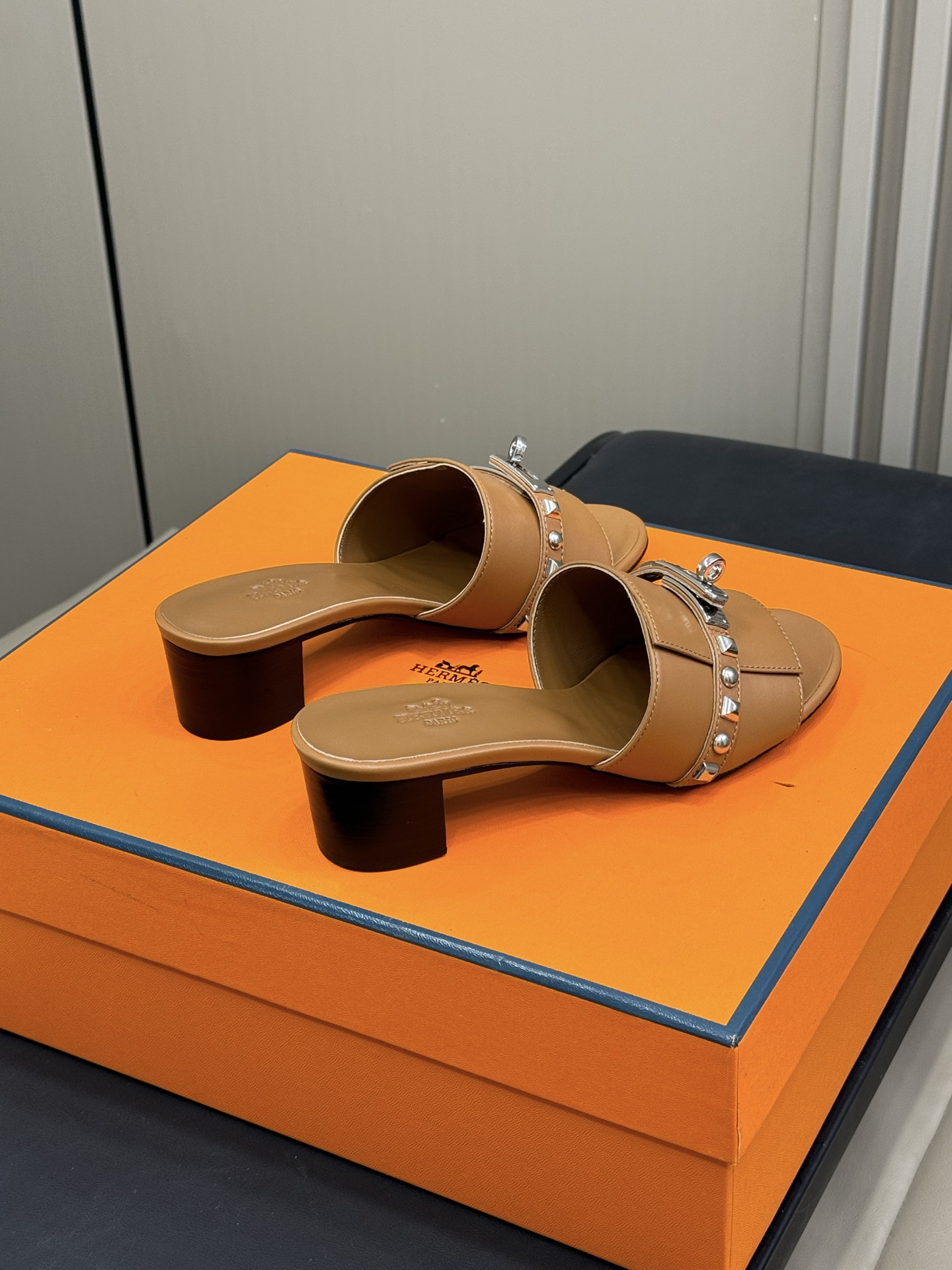 Gigi 50 sandal | Hermès USA