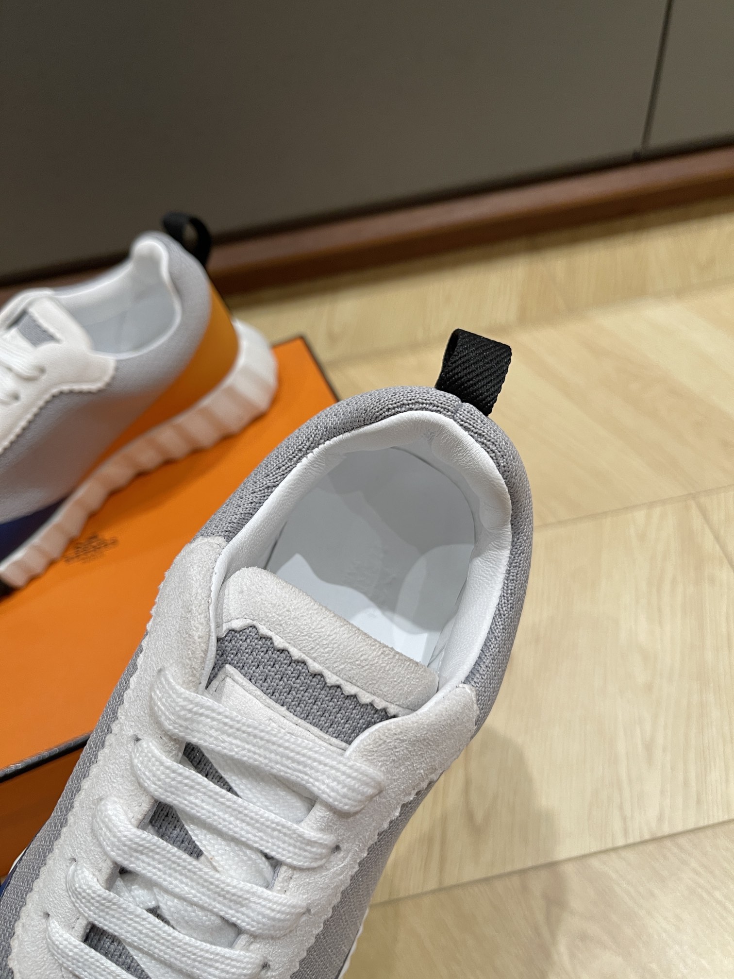 HERMES 00109 HERMES 00109