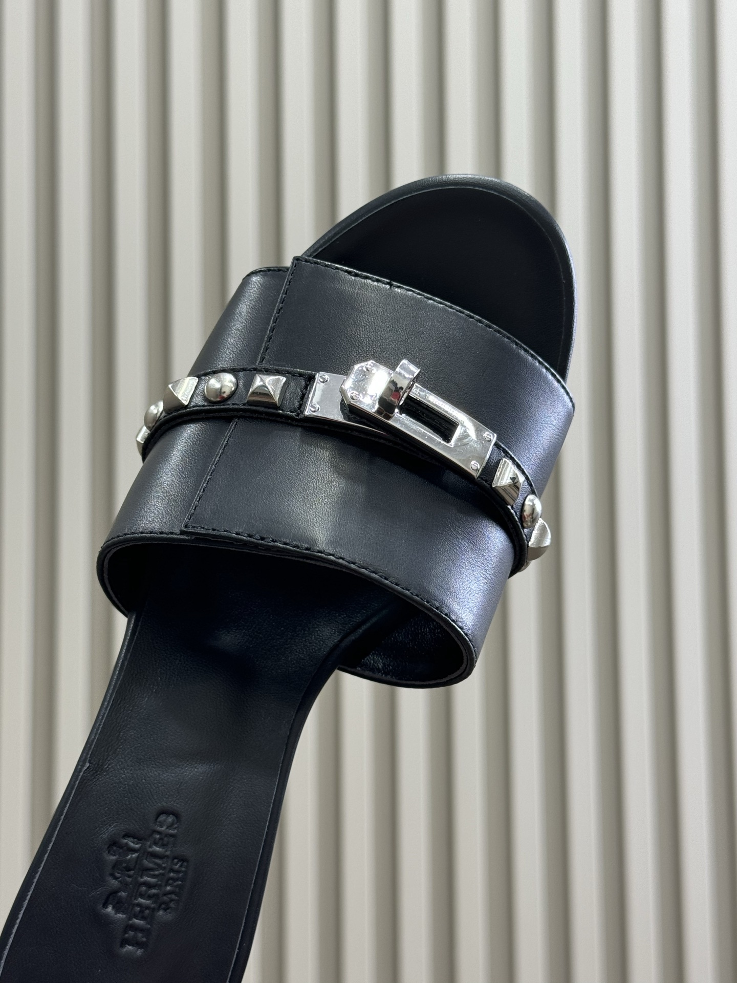HERMES 00119 HERMES 00119