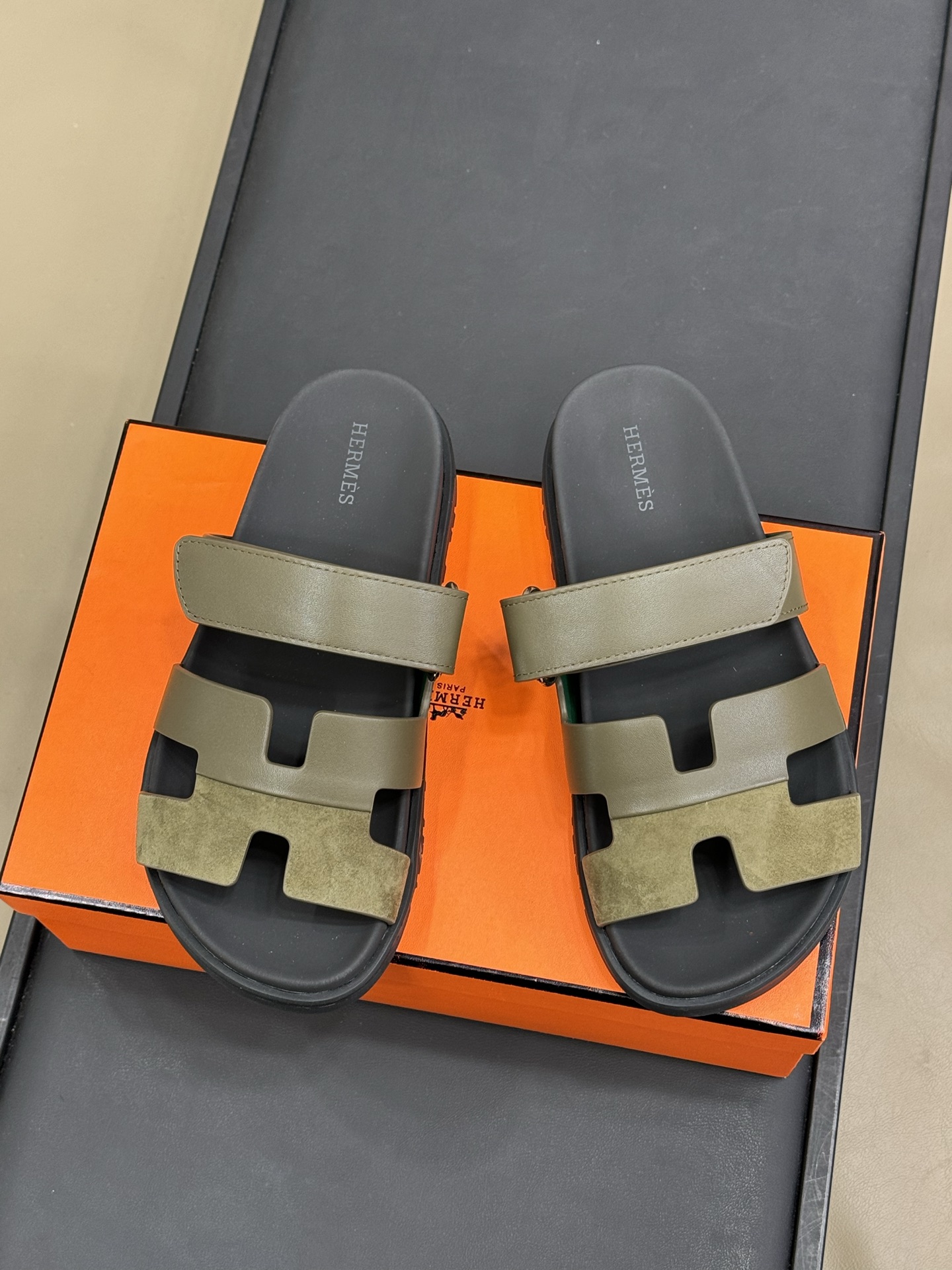 HERMES 00119
