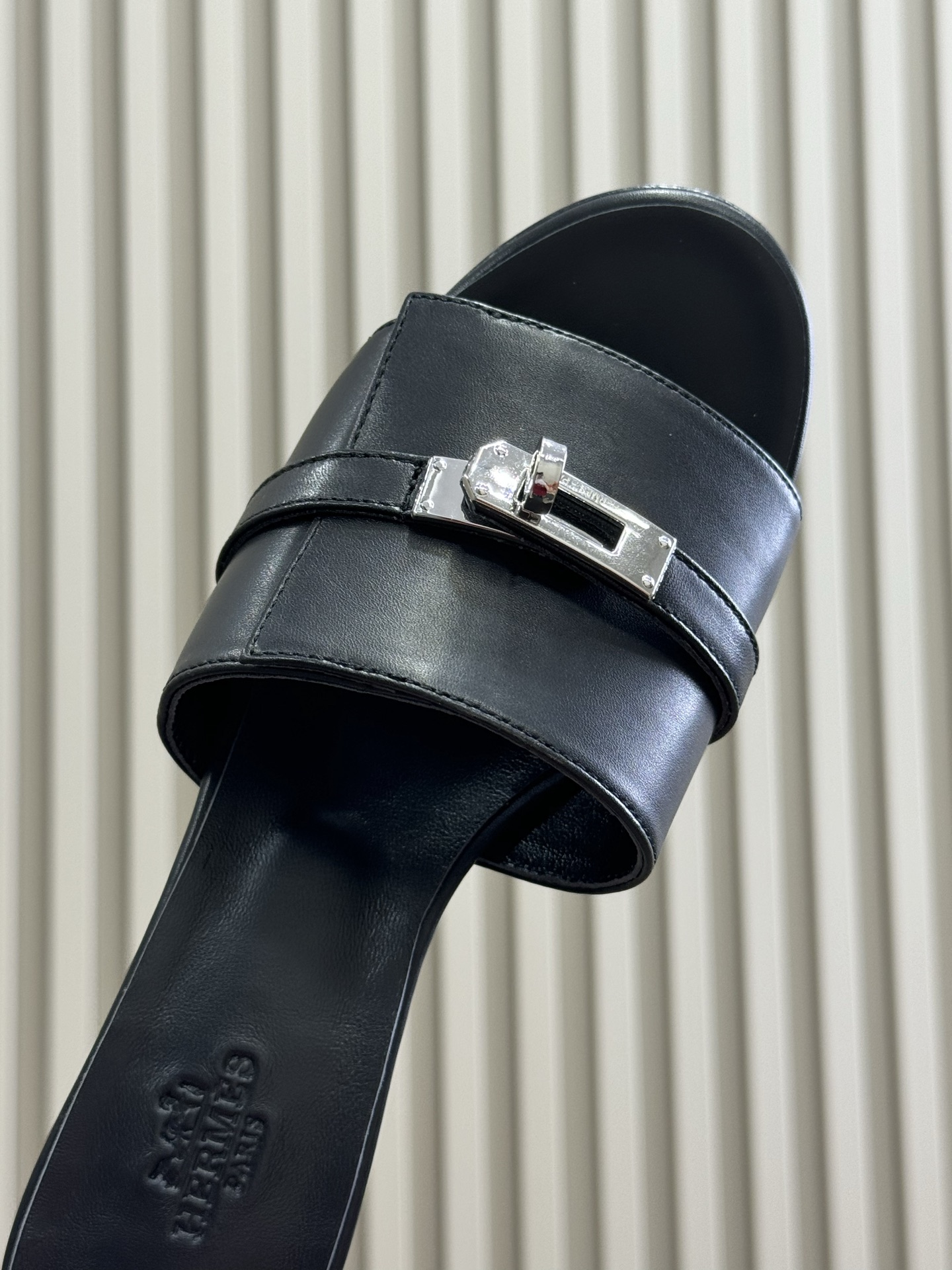 HERMES 00119 HERMES 00119