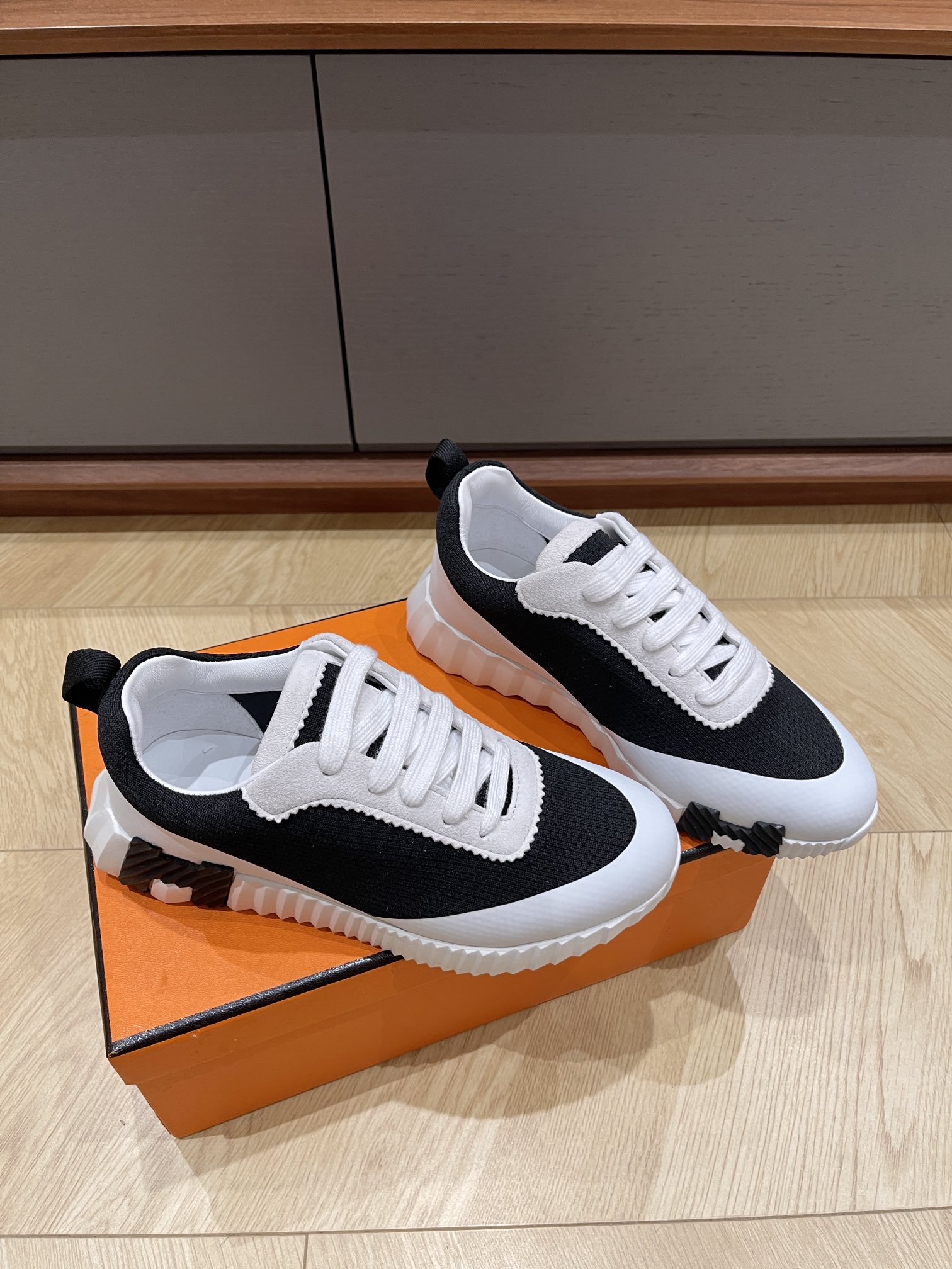 HERMES 00119 HERMES 00119