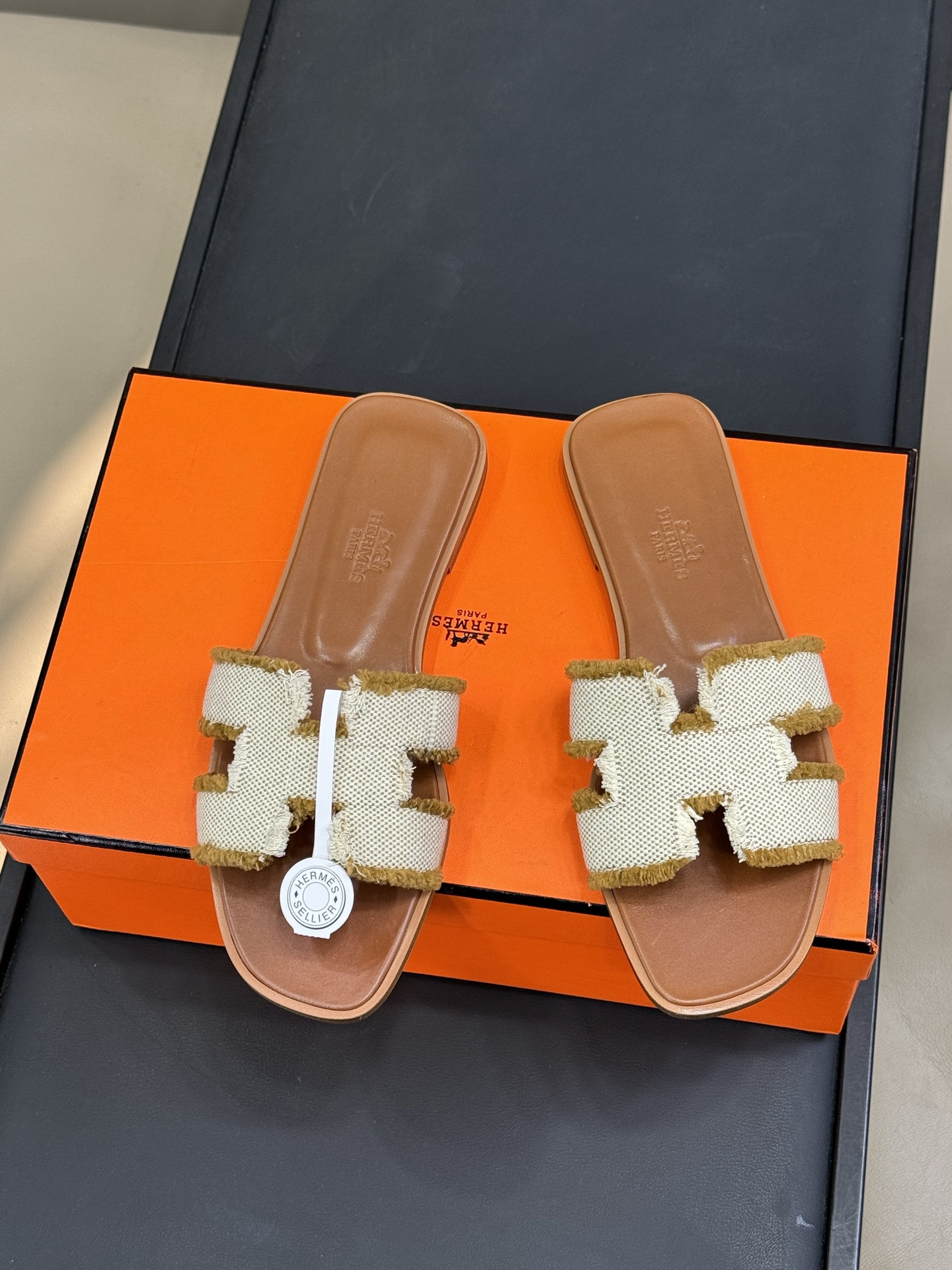 HERMES 00119 HERMES 00119