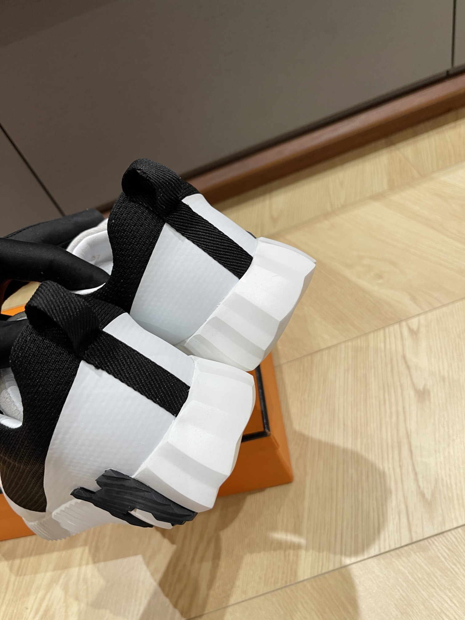 HERMES 00119 HERMES 00119