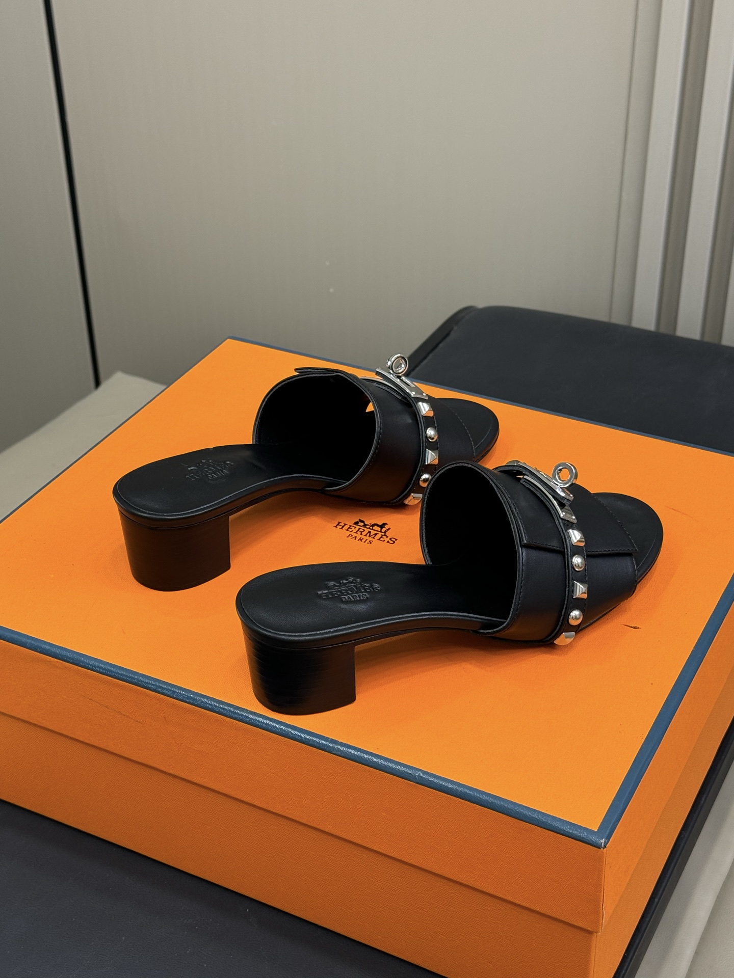 HERMES 00119 HERMES 00119