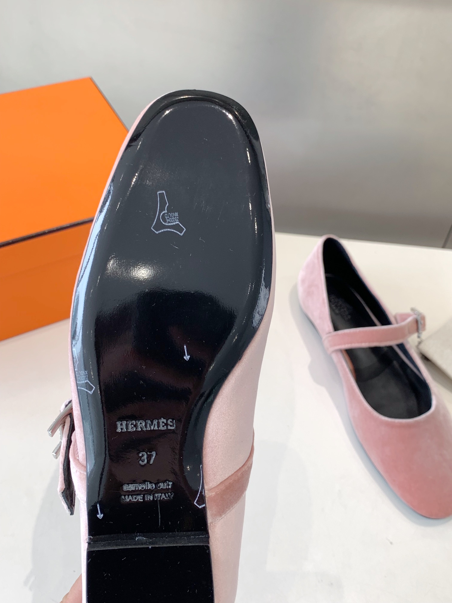 HERMES  001210