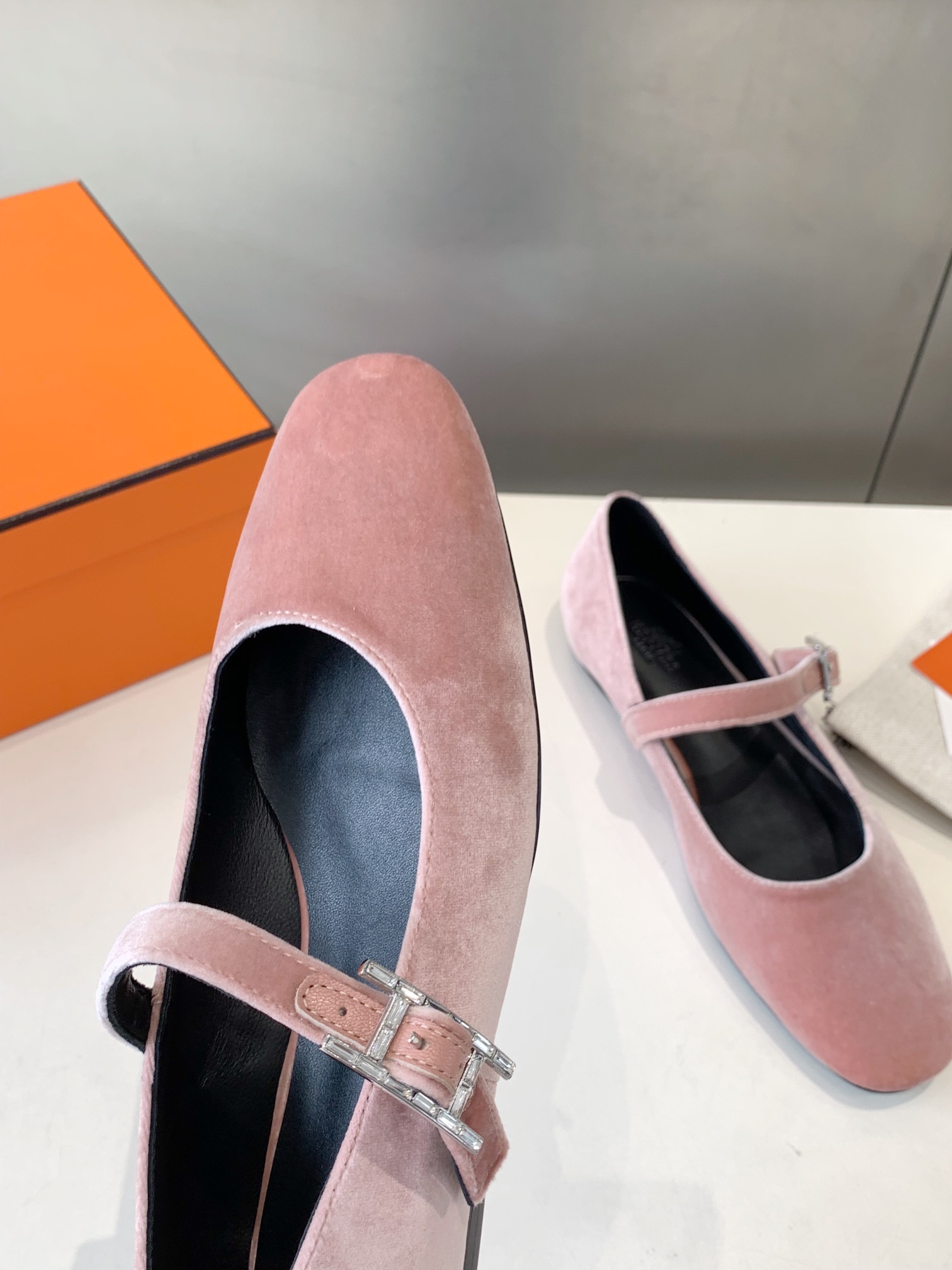 HERMES  001210