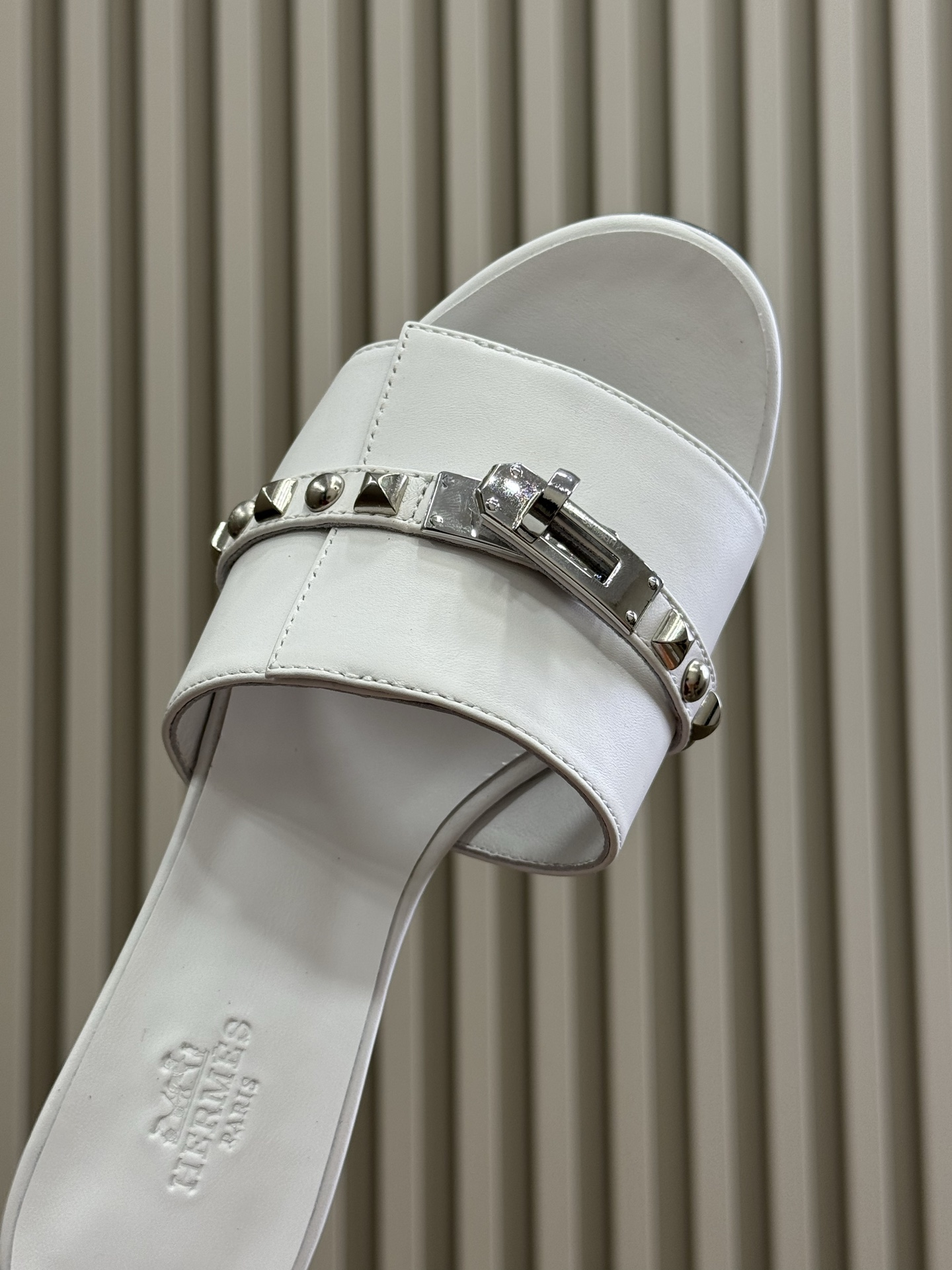HERMES  00129