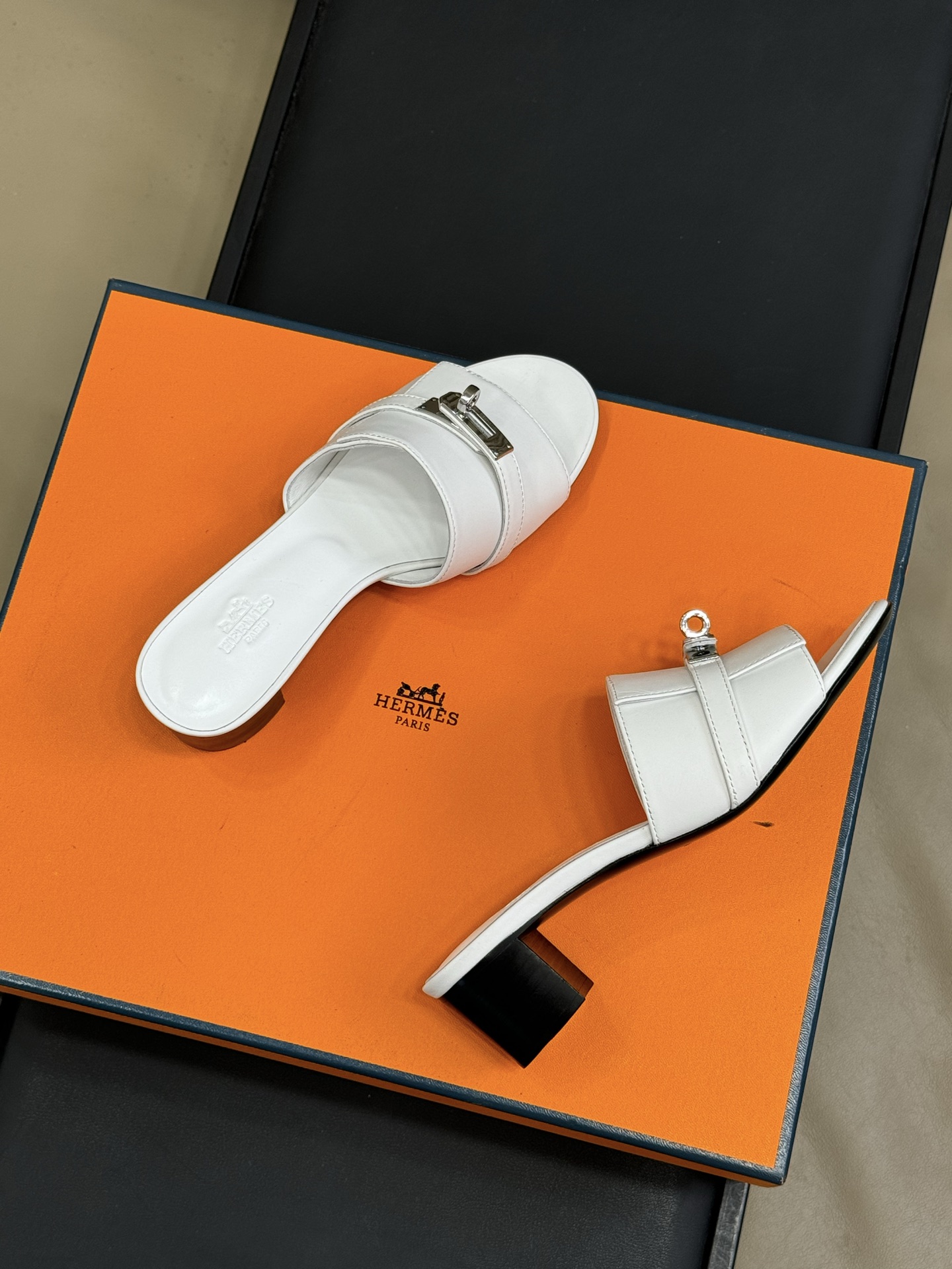 HERMES  00129